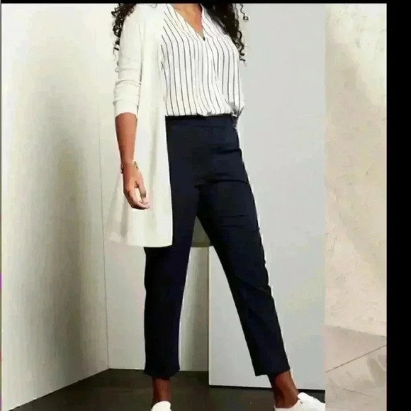 Banana Republic Pool-On  Hayden Tapered Ankle Pant - Picture 2 of 11